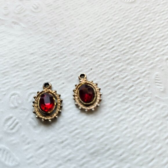 Created red ruby pair - Picture 1 of 4